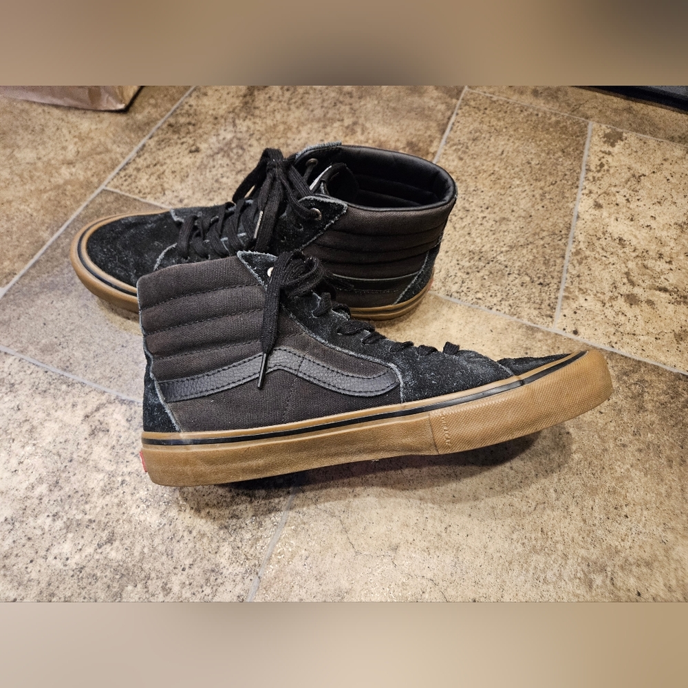 Men's High Top Vans Shoes Size 10.5